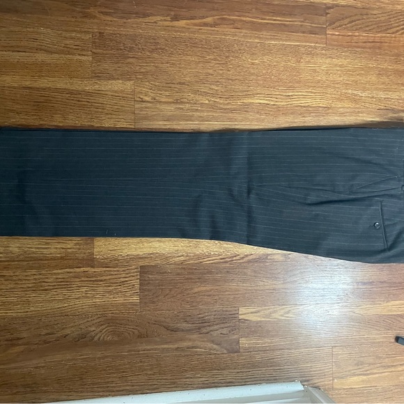 Men’s Suit - Picture 3 of 3